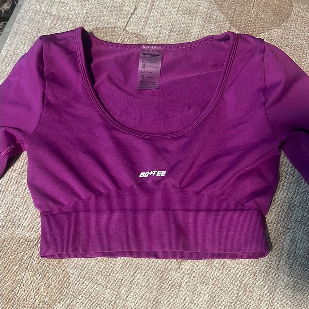 Bo+Tee Purple Crop Top Long Sleeve